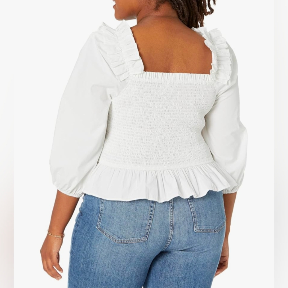 Long Sleeve Ruffle Smocked Cropped Top - Picture 4 of 7